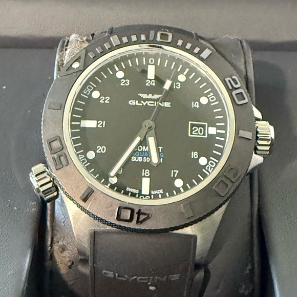 Glycine Other - Glycine Combat Aquarius Swiss Made Sub 50 ATM Men’s Watch Manual Helium Valve